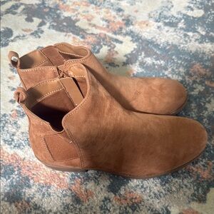 Wonder Nation Brown Ankle Booties
